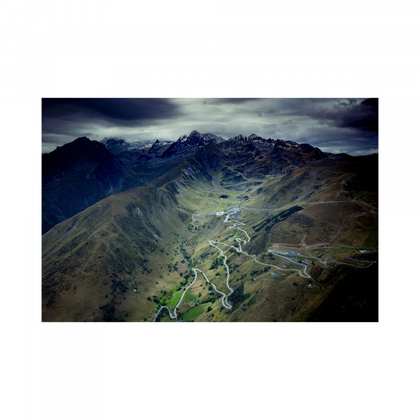 DANIEL HUGHES – Luz Ardinien (Drone 2)